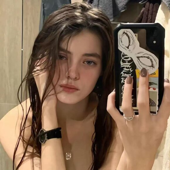 Meet your Posher, Andras - Picture 1 of 1